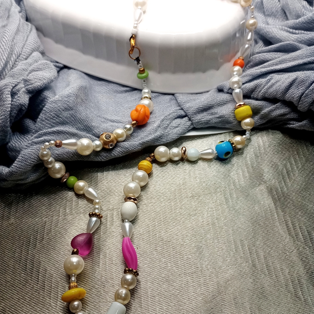 Bohemian Faux Pearl, Glass, And Acrylic Beaded Necklace  Artisan Made - Picture 2 of 3